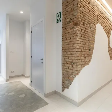 Gorgeous Close To Centre 4* Valencia